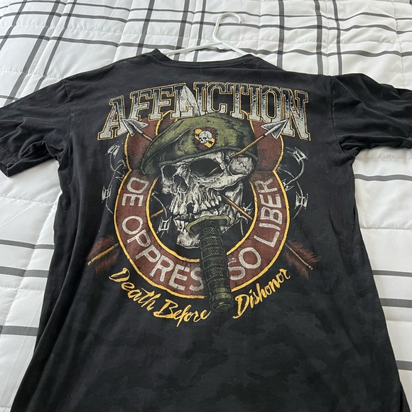 Men’s xl short sleeve affliction T-shirt - Picture 2 of 3